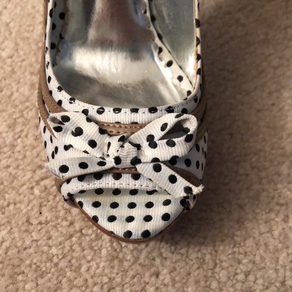 Not Rated polkadot peep toe heels - Picture 2 of 4
